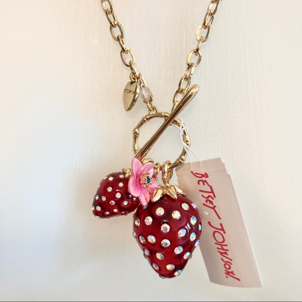Betsey Johnson island time strawberry pink flower charm gold tone metal necklace